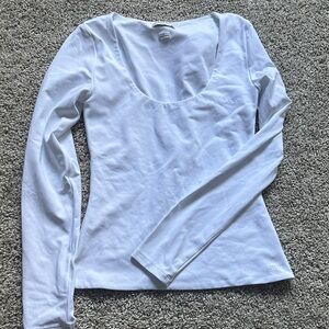 Aritzia Women's contour White Long Sleeve Top